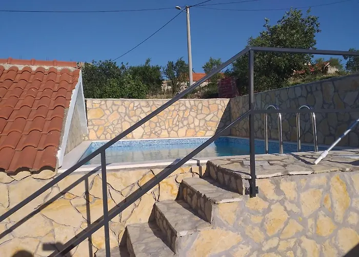 בית נופש House Milovic *