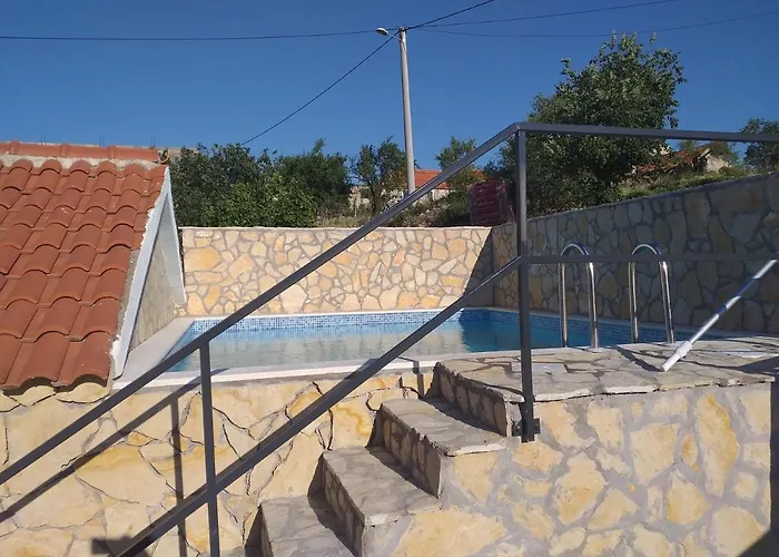 בית נופש House Milovic סקארדין