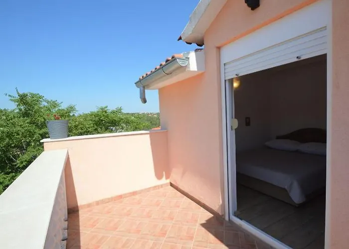 House Milovic * סקארדין