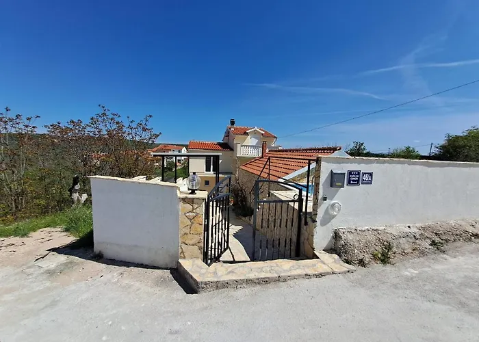 בית נופש House Milovic *