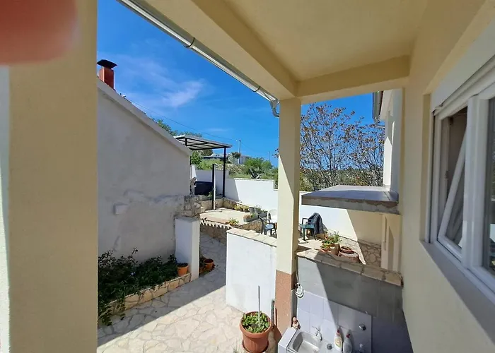 בית נופש House Milovic