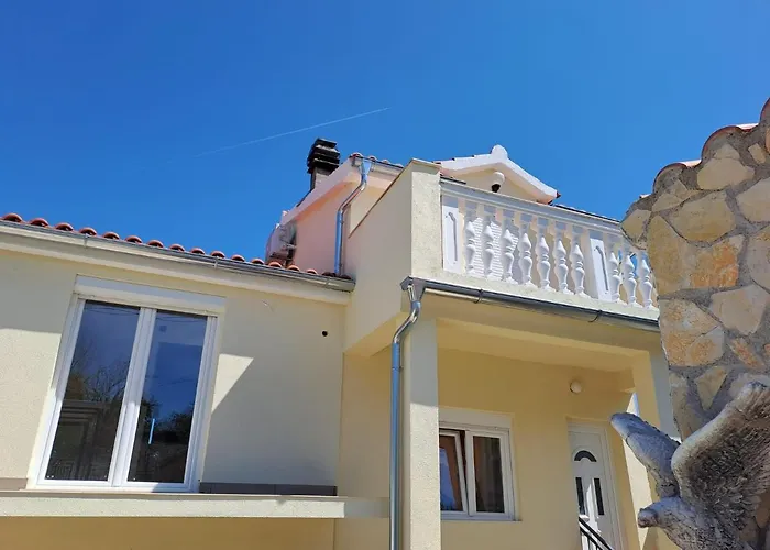 House Milovic בית נופש